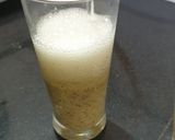 A picture of step 2 of Kiwi Punch.