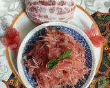 A picture of step 6 of Pink Pomelo with Green Chili Chutney.