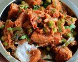 A picture of step 4 of Masala fried idli.