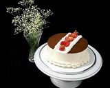 عکس مرحله 17 از دستور کیک تولد با کرم قهوه