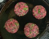 A picture of step 2 of Beetroot Spinach Quinoa cutlets.
