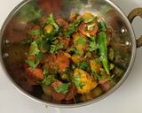 गाजर मटर आलू की सब्जी(gajar matar aloo ki sabzi recipe in hindi) रेसिपी चरण 4 फोटो