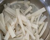 Hình bước làm 1 của món Nộm củ hũ dừa