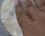 A picture of step 8 of Cheese Burst Pizza.