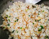 Hình bước làm 6 của món Cơm rang giòn