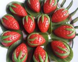 Foto langkah ke 3 dari resep Kue Ku Strawberi (Oleh -oleh Bandung).