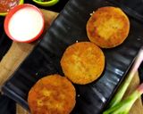 A picture of step 3 of Ranch dressing with vegetable Burger tikki.