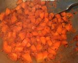 A picture of step 5 of Carrot Peas curry.