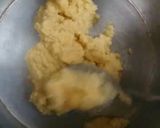 A picture of step 2 of Moong dal halwa.