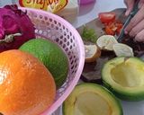 Foto langkah ke 3 dari resep Avocado toast mix Guacamole.