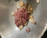 รูปขั้นตอนการทำที่ 1 ของ ตับไก่ผัดพริกอ่อน