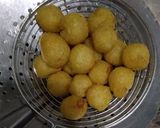 Foto langkah ke 3 dari resep 127. Bola-bola Kentang Keju.