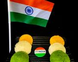 तिरंगी सूजी इडली - तिरंगी रवा इडली - स्वातंत्र्य दिवस स्पेशल रेसिपी चरण 7 फोटो