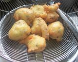 Foto langkah ke 3 dari resep Soes Goreng Jamur.