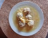 A picture of step 3 of Meatballs in Broth with Egg.