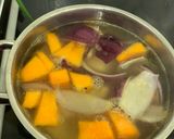 A picture of step 4 of Yam and pumpkin creamy soup (vegan).