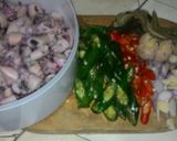 Foto langkah ke 1 dari resep Cumi Asin Cabe Ijo.
