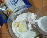 Foto langkah ke 3 dari resep Kue Bawang Merah.
