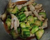 Foto langkah ke 3 dari resep Oyong tumis ceker.