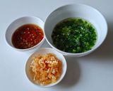 Hình bước làm 2 của món CÀ sọc xanh luộc mỡ hành