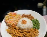 Foto langkah ke 6 dari resep Nasi Balap Khas Lombok (ayam suwir).
