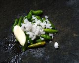 Foto langkah ke 1 dari resep Sambal bawang simple polll.