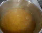 A picture of step 2 of Bhajiya kadi.