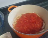 Foto del paso 2 de la receta: Sardinas en salsa de tomate