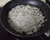 Foto del paso 1 de la receta: Pan de molde al horno con chorizo, huevo y queso
