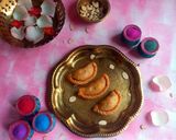 A picture of step 5 of Khasta Gujiya.