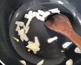 Foto langkah ke 2 dari resep Mie Caluek Aceh Kuah Kacang.