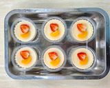 Foto langkah ke 3 dari resep Puding Susu Topping Buah.