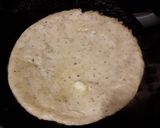 मूंग दाल मसाला गीली रोटी (Moong dal masala roti recipe in hindi) रेसिपी चरण 3 फोटो