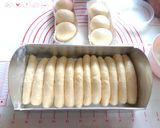 Foto langkah ke 4 dari resep Roti Sisir.