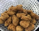 Foto langkah ke 3 dari resep Ayam goreng madu pedas.