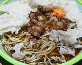 Foto langkah ke 6 dari resep Mie kopyok (Mie Lontong) khas semarang.