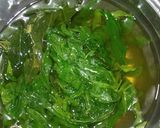 Foto langkah ke 1 dari resep Opor Daun Singkong.