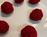 Foto del paso 2 de la receta: Cake pops de chocolate blanco y bizcocho San Valentín
