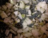 Virslis-tejfölös tészta recept fázis 1 fotója