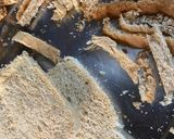 A picture of step 4 of Bread rolls.