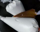 Foto langkah ke 2 dari resep Banoffee Dessert Box.