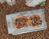 Foto langkah ke 9 dari resep Meat Pizza Mini.