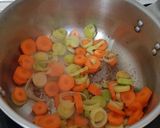 Foto del paso 4 de la receta: Solomillo de pavo en salsa de zanahoria en olla express