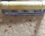 Foto langkah ke 3 dari resep Kue Kering Kacang Tanah.