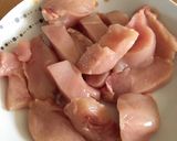 Une image de l'étape 2 de Quiche au choux de Bruxelles et médaillons de poulet.