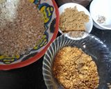 A picture of step 3 of Lotus seed halwa.
