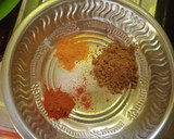 ஹோட்டல் சுவையில் சிக்கன் கிரேவி ரெசிபி ஸ்டேப் 2 புகைப்படம்