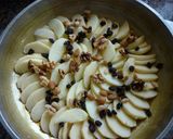 Foto del paso 1 de la receta: Tarta invertida de manzana con mix de frutos secos