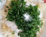 A picture of step 3 of Maggi Aloo Snack.