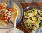 A picture of step 2 of Stir-Fried Bok Choy with Beef.